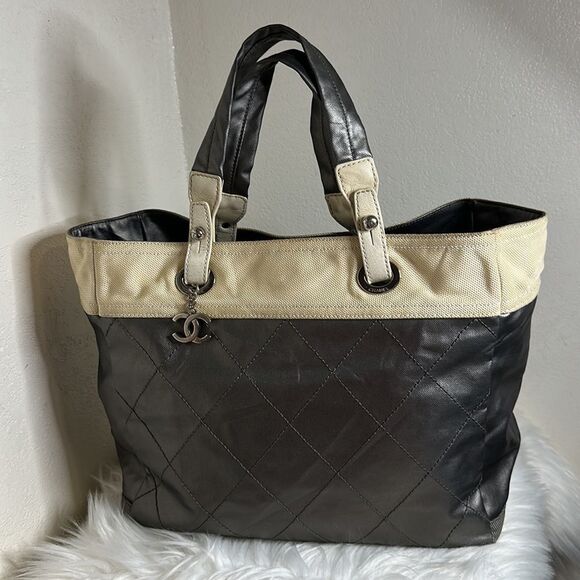 💯Authentic Chanel Tote Bag- Large Size 🍀 - Picture 8 of 16